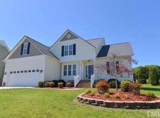 110 Snowberry Ln, Smithfield, NC 27577