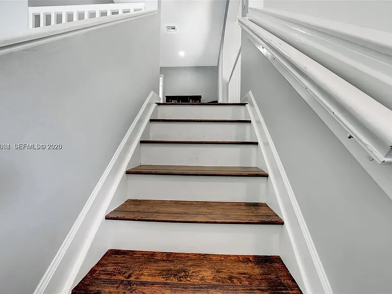 13813 NW 21st St — Photo 26