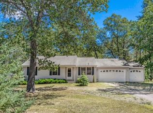 5301 Will Dr, Indian River, MI 49749