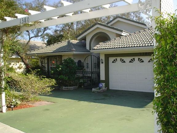 Single Home on 18th St
