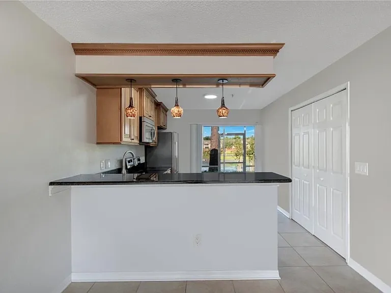 Kitchen Bar