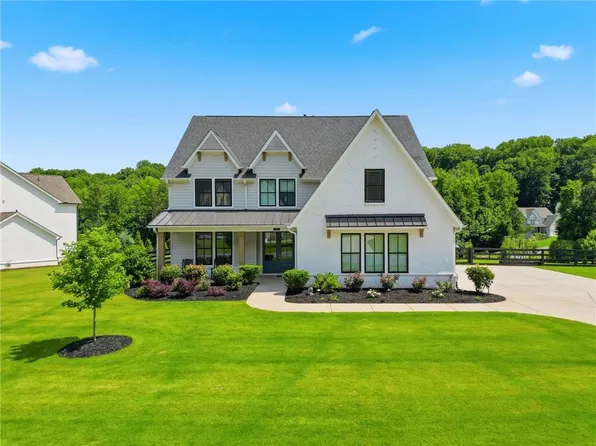 8110 Beryl Overlook, Gainesville, GA 30506