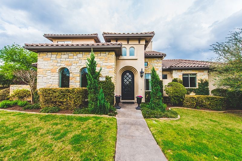 1 Ashbrook Pl, The Hills, TX 78738 Zillow