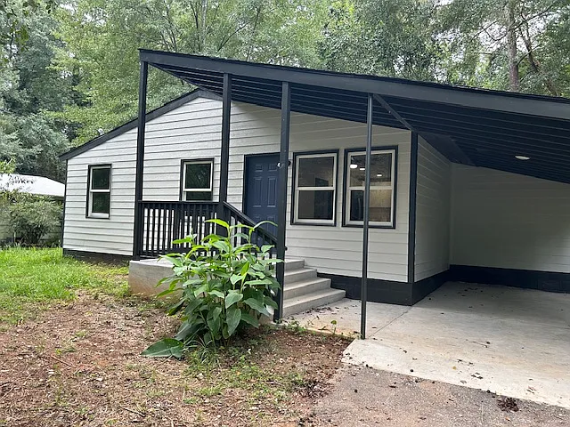119 Willow Run