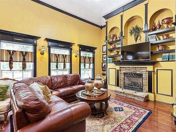 4th image of 6320 Dalewood Dr