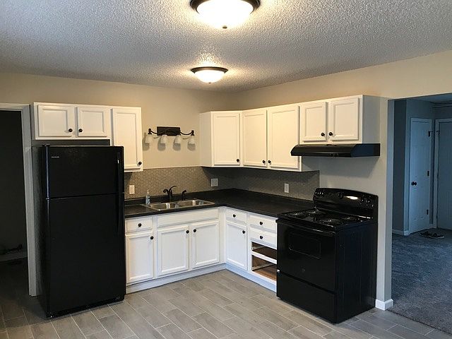 1st image of 1109 Bellvue Dr