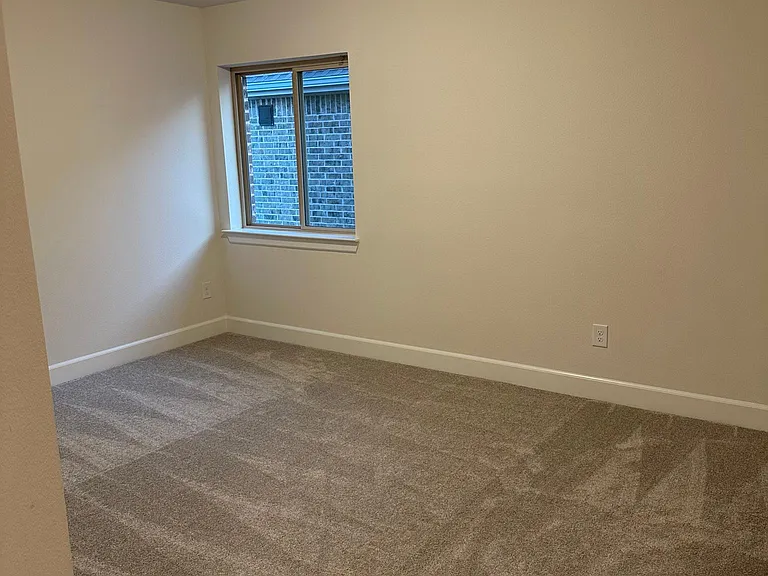 205 Texas Red Ln — Photo 17