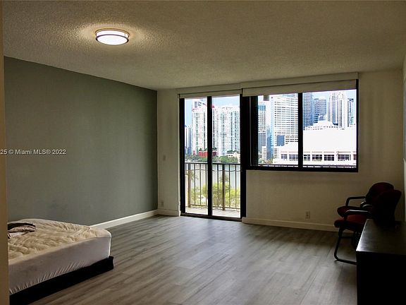 4th image of 520 Brickell Key Dr APT A1017