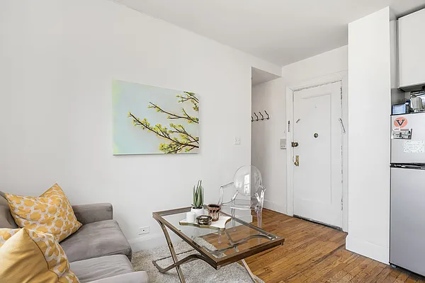 Rented by Compass | media 15