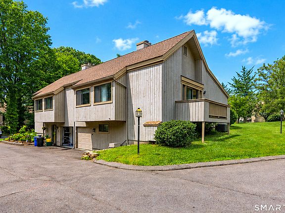 5th image of 407 Montauk Lane #B