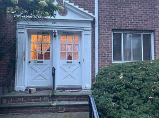 125 E Clinton Ave APT 2A, Bergenfield, NJ 07621