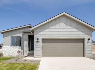 3928 W Lakehills St, Meridian, ID 83642