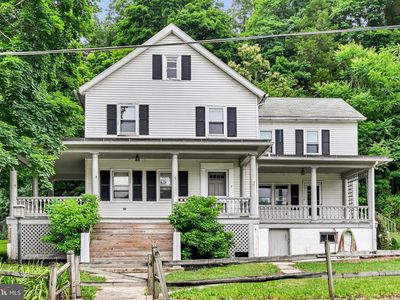 15 Rock Rd, Pine Grove, PA, 17963