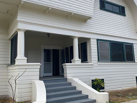 2nd image of 2115 Kamehameha Ave