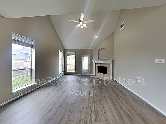 2nd image of 5332 Vestia Dr