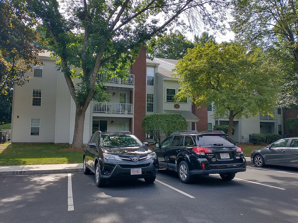 1st image of 30 Walden Dr APT 9