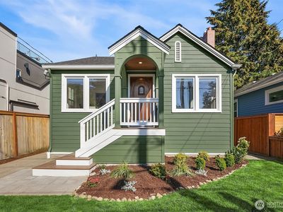 3038 39th Avenue SW, Seattle, WA, 98116