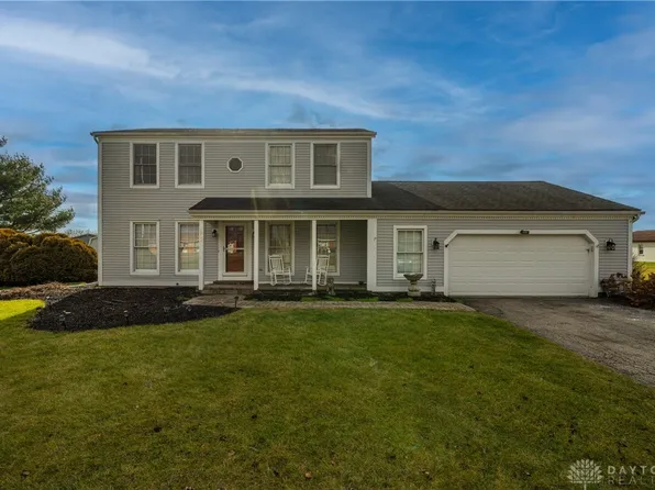 10755 Kendig Rd, New Carlisle, OH 45344