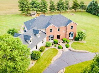 7411 W River Rd, South Whitley, IN 46787