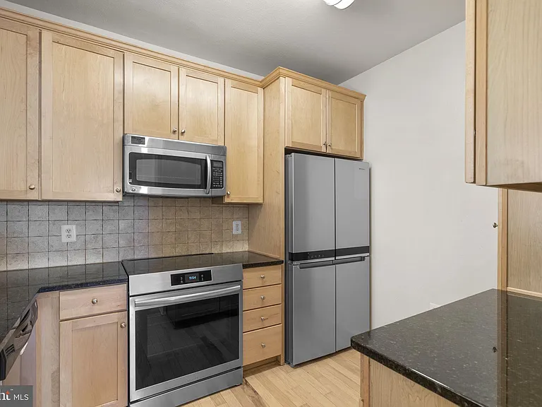 11800 Old Georgetown Rd #1315 — Photo 18