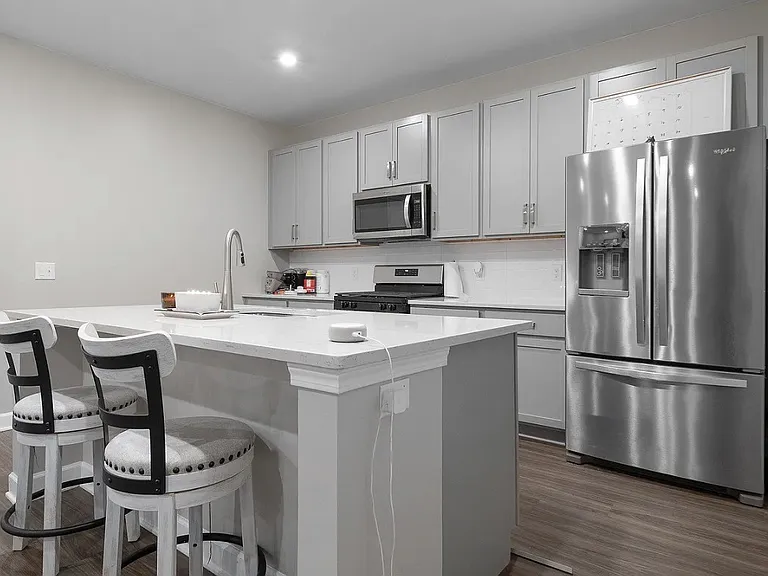 138 Millbrook Dr — Photo 5