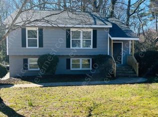 8200 Country Oaks Rd, Charlotte, NC 28227