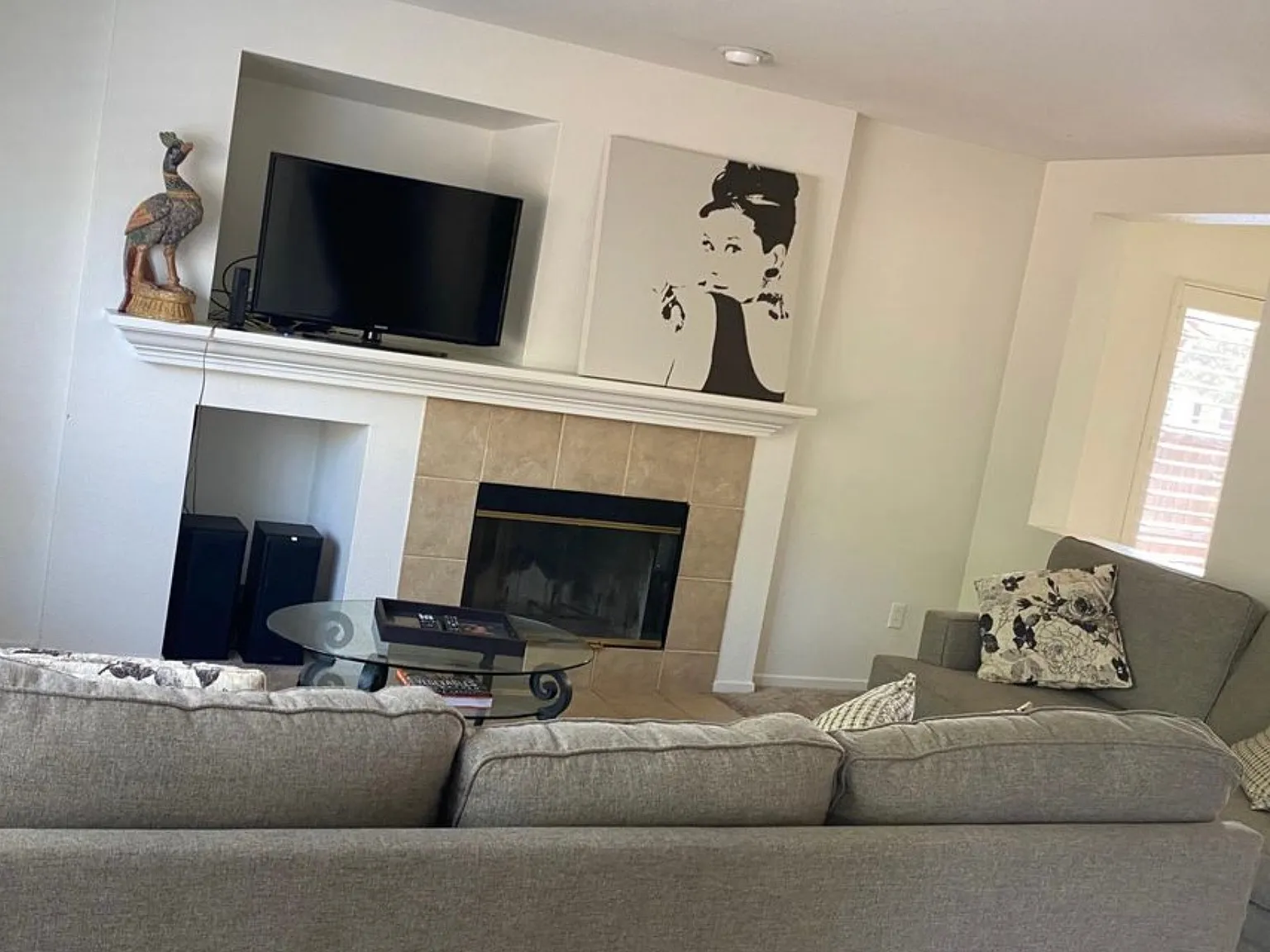 4 bed, 2.5 bath, 2211 sqft, $4,250 — Photo 3