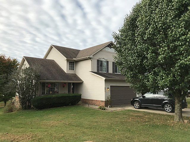 1st image of 896 Dogwood Ct