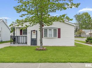 2000 N 21st St, Springfield, IL 62702