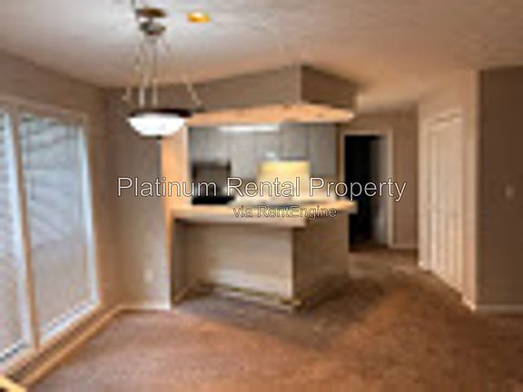 4th image of 402 Wynnes Ridge Cir SE