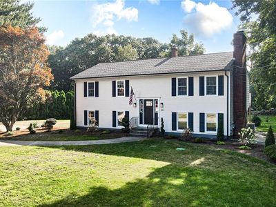 35 Hines Farm Rd, Cranston, RI, 02921