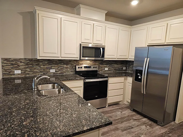 3405 Solana Cir — Photo 4