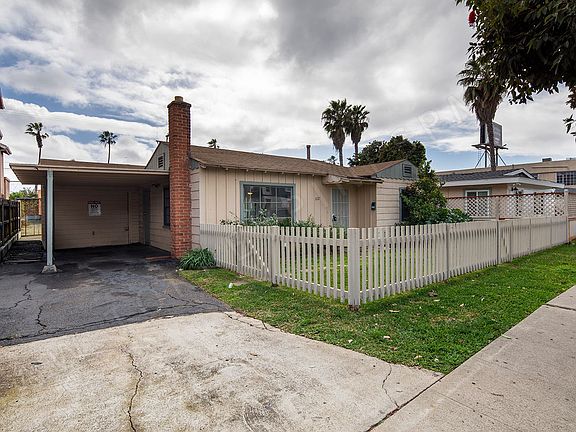2nd image of 1027 Hornblend St