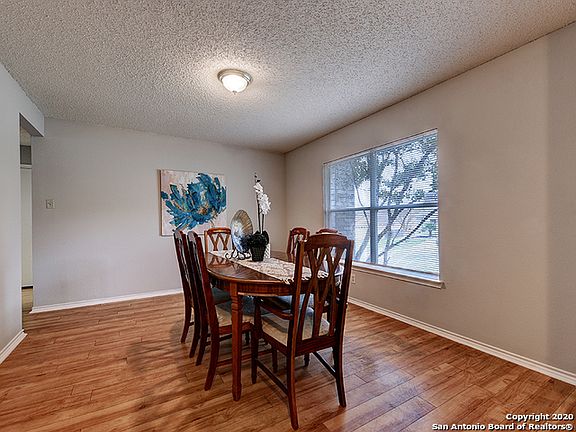 5th image of 13536 Auburn Oaks