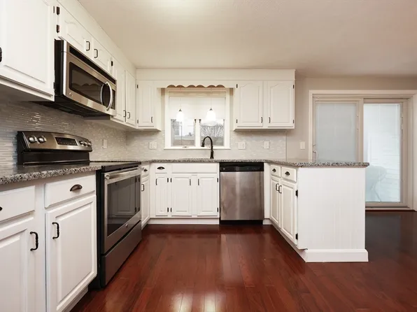 17 Eagan Pl #17, Peabody, MA 01960