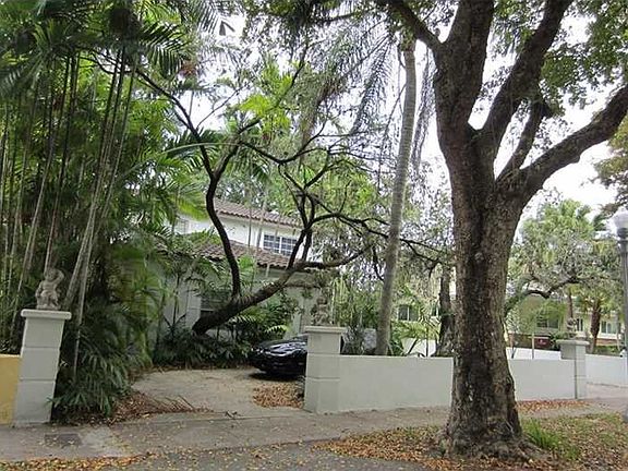 3rd image of 2020 Alhambra Cir