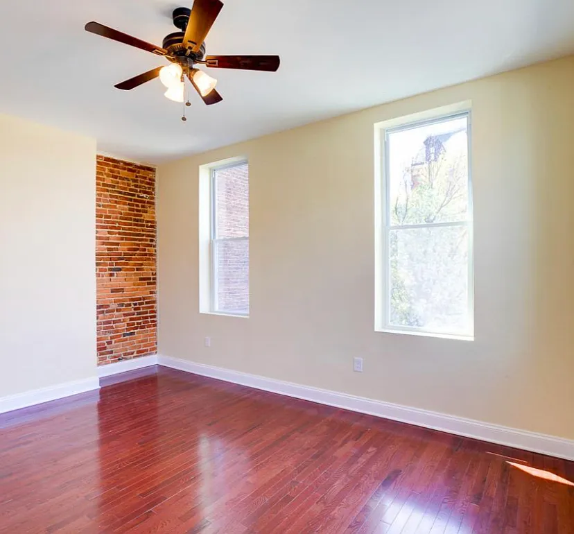 2325 Maryland Ave — Photo 3