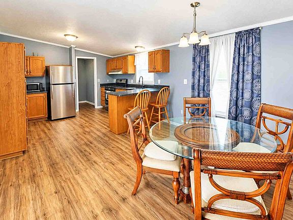 2nd image of 1337 Overlook Ln #114