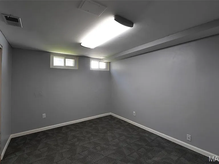 1419 Sawyers Trail Ct — Photo 44