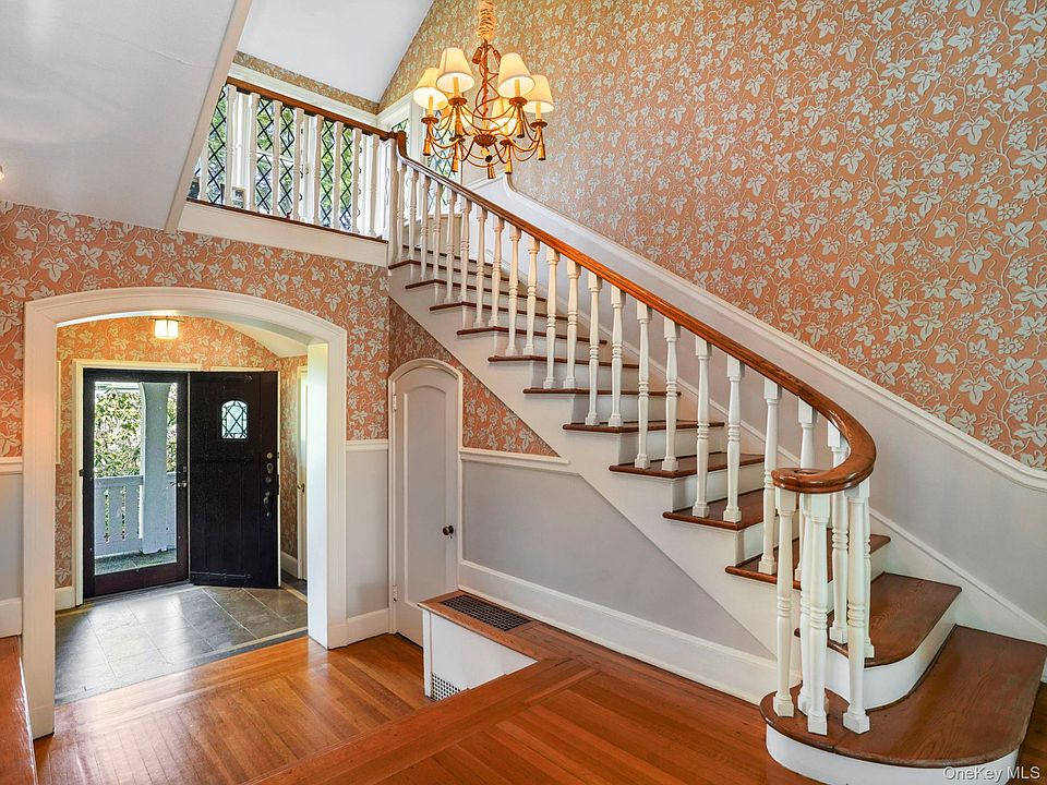 15 Hemlock Road, Bronxville, NY 10708 | MLS #984350 | Zillow