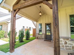 1823 Oak Rdg, Saint Hideaway, TX 75771