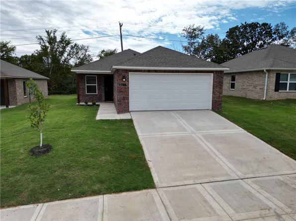 7704 Melody Ln, Fort Smith, AR 72916