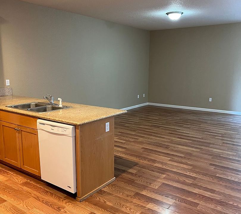 1st image of 345-347 Norway St NE #349