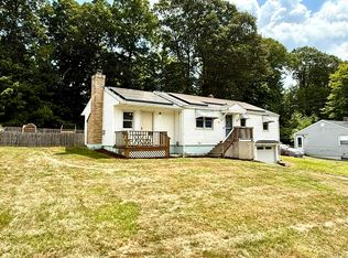 28 Charles Rd, Seymour, CT 06483
