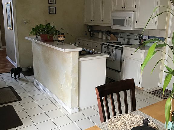 3rd image of 4806 Ashworth Ct