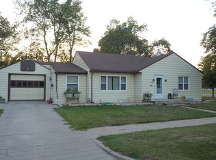 481 9th Ave N, Carrington, ND 58421