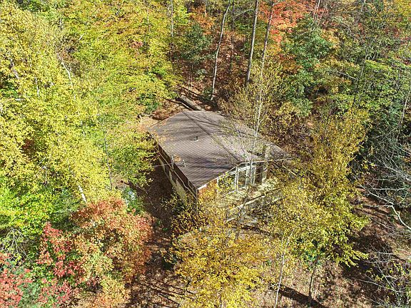 2nd image of 2832 New Hampshire Route 175