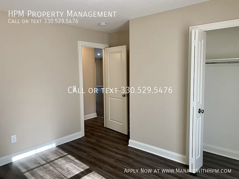 2469 Delaware Ave SW — Photo 12