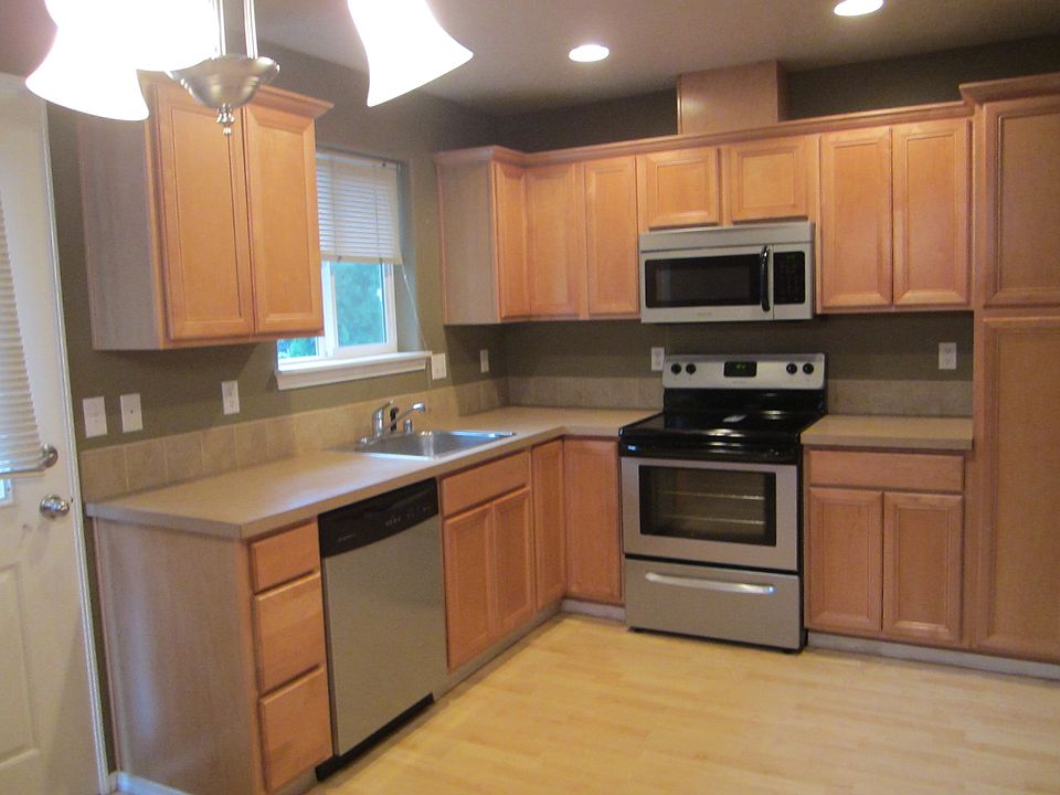 1st image of 4000 NE 109th Ave #136AA