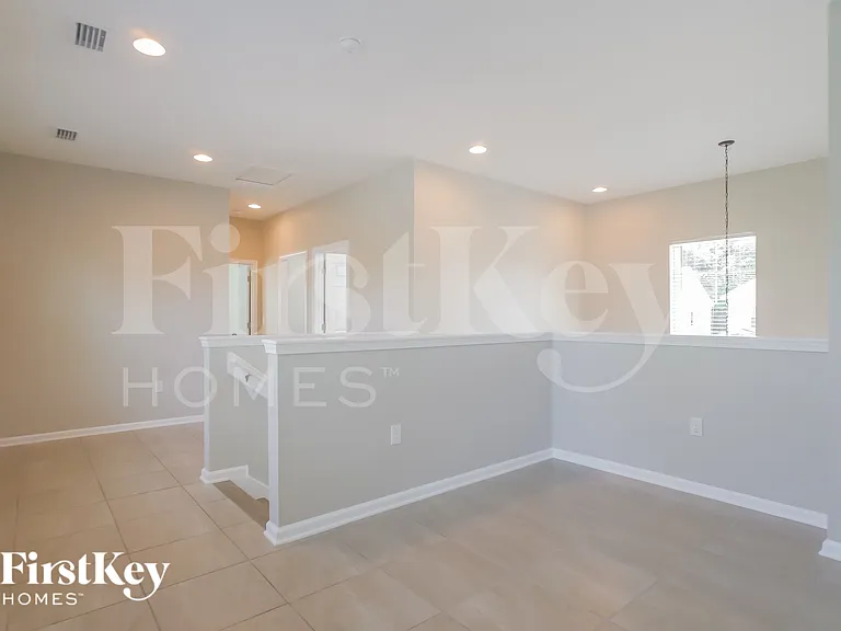 28 Moultrie Creek Cir — Photo 5